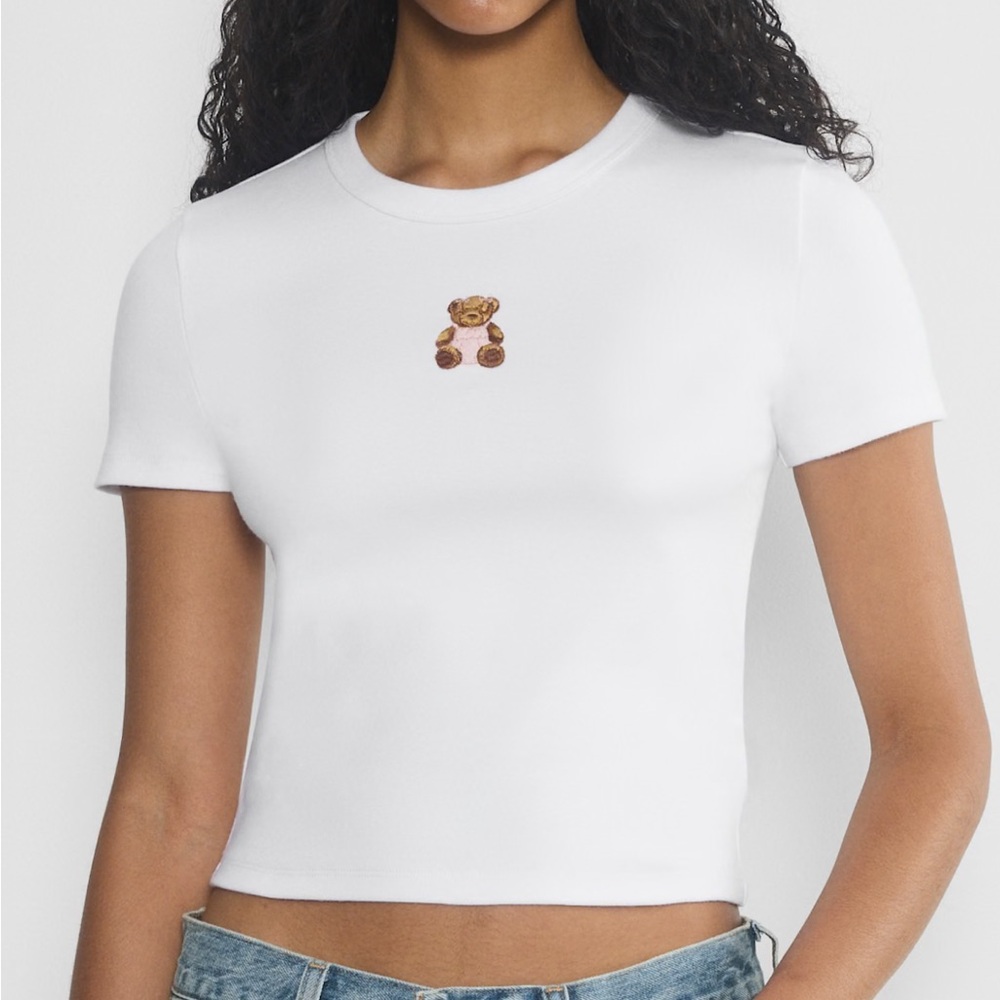 Aritzia Sunday Best Teddy Bear Tshirt